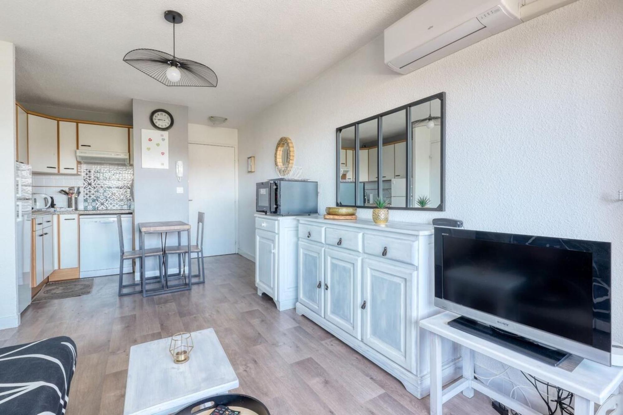 T2 600 M From The Beach! Air-Conditioned Le Lavandou Exteriér fotografie